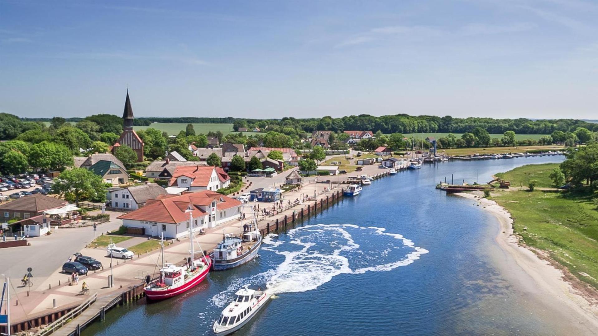 Hotel Ruegenschmiede Vis A Vis Hiddensee Schaprode Zewnętrze zdjęcie